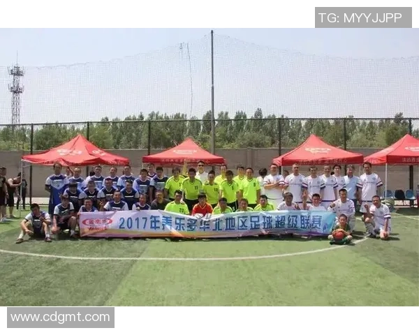 养乐多携手足球明星共创健康生活新篇章你知道他是谁吗 养乐多携手足球明星共创健康生活新篇章你知道他是谁吗