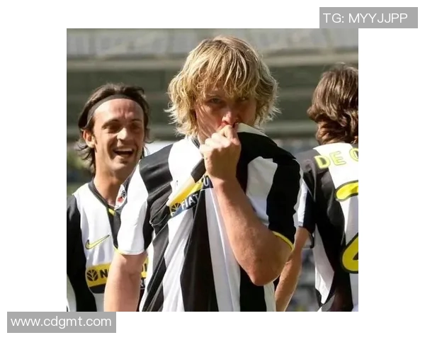 国外足球明星访谈记录揭秘他们的职业生涯与个人生活的真实故事