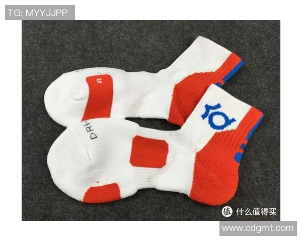 提升篮球表现的秘密武器:精选球袜推荐与选购指南 提升篮球表现的秘密武器:精选球袜推荐与选购指南